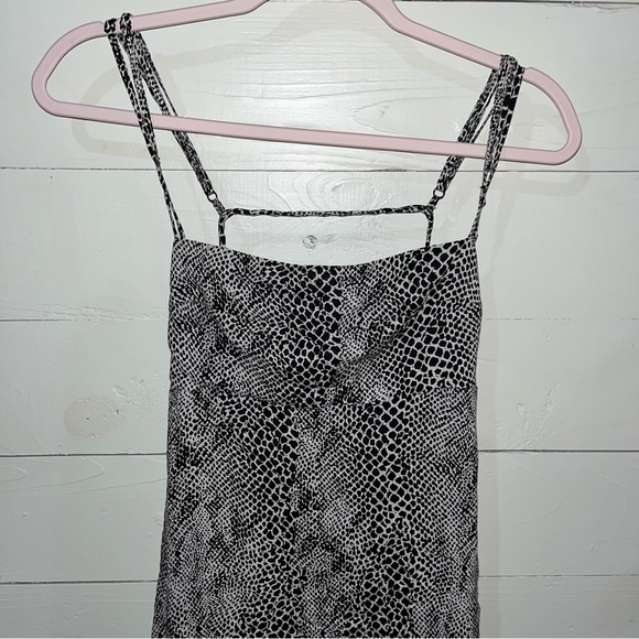 Free people open back dress. Perfect condition. - Picture 2 of 5